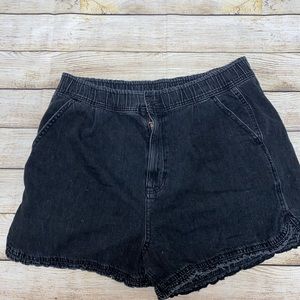 American Eagle Mom Shorts sz. 14
